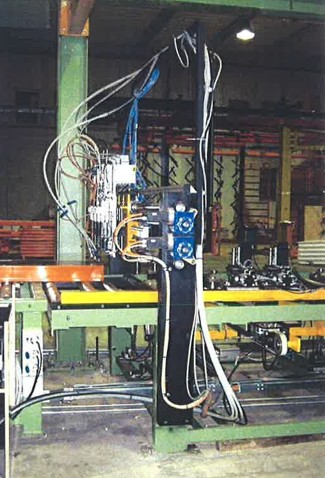 robot per siliconatura casseformi foto 3